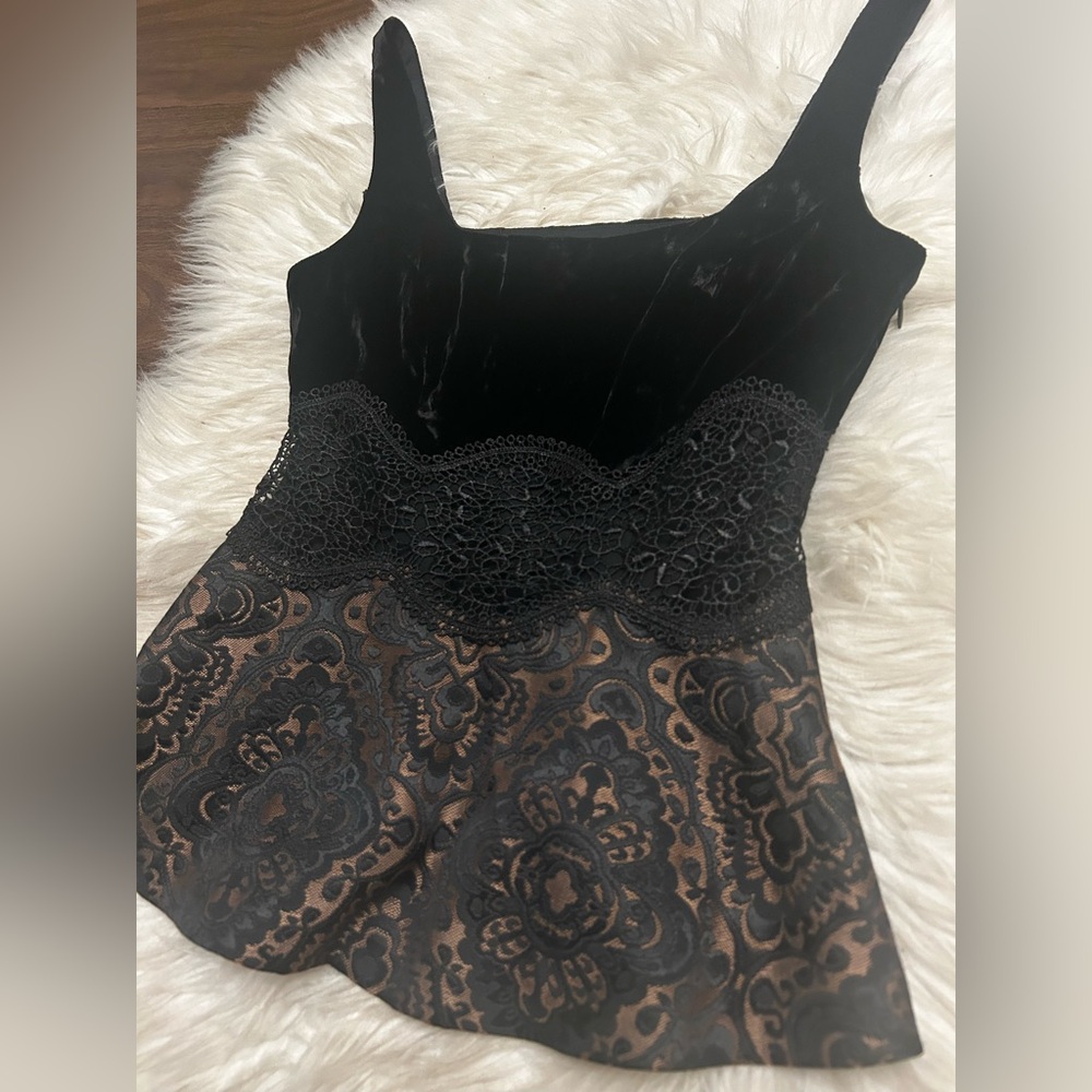 BEBE Vintage 90’s Y2K Velvet Lace Brocade Peplum Going Out Top - Picture 4 of 15